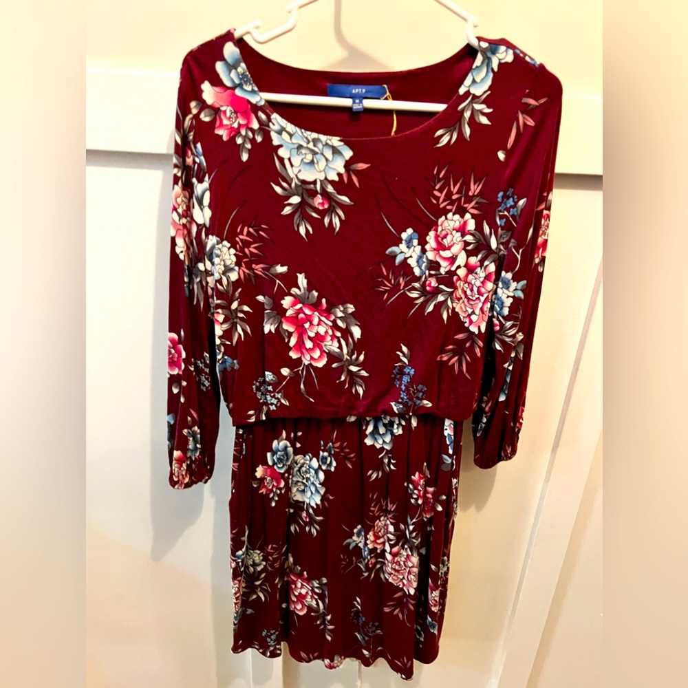 Juniors size medium Apt 9 dress